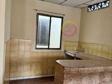VENDO CASA SAUCES VI (NORTE DE GUAYAQUIL)