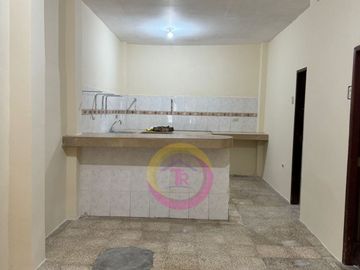 VENDO CASA SAUCES VI (NORTE DE GUAYAQUIL)