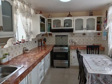 Vendo Duplex 2do y 3er Piso - Urb. Maranga San Miguel
