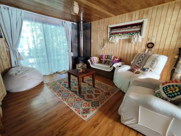 Hermosa Parcela con 4 cabañas, Caburgua, Pucon