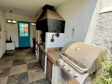 Las Pataguas, Chamisero
