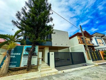 Spacious Modern Contemporary Single Attached for sale in BF Resorts Village, Las Piñas City
