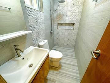 Brand New Modern Duplex for sale in BF Resorts Village Las Piñas City