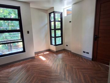 3 Bedroom Townhouse for Sale in Vermont Park, Antipolo City
