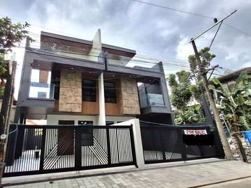 3 Bedroom Townhouse for Sale in Vermont Park, Antipolo City