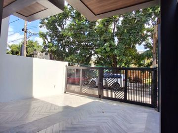 3 Bedroom Townhouse for Sale in Vermont Park, Antipolo City