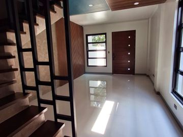 3 Bedroom Townhouse for Sale in Vermont Park, Antipolo City