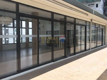 For Sale : Ground Floor Commercial Office Space in Taft Avenue
