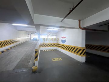 For Sale : Ground Floor Commercial Office Space in Taft Avenue