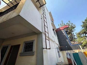 Income-Generating 2 Storey Apartment Building with Roof Deck in  Makati City