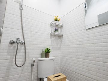 It's time to buy property that earns money every month Boarding House Jakarta
