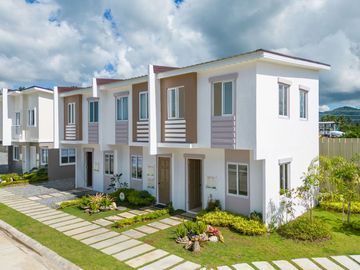 AFFORDABLE QUALITY HOUSE IN TOLEDO!!!!