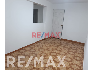 ¡Oportunidad De Venta: Departamento En Santa Clara - Primer Piso!
