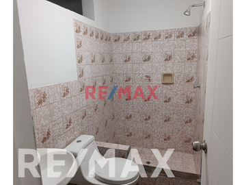 ¡Oportunidad De Venta: Departamento En Santa Clara - Primer Piso!