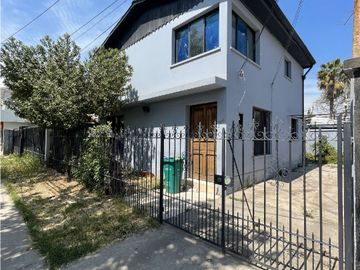 Sólida Casa Para Uso Residencial O Comercial
