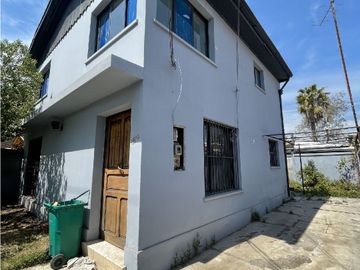 Sólida Casa Para Uso Residencial O Comercial
