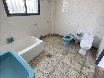 Sólida Casa Para Uso Residencial O Comercial