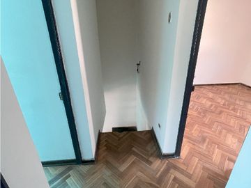 Sólida Casa Para Uso Residencial O Comercial