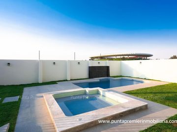 Casa En Ayamonte Club De Golf En Venta Nueva De Lujo Zapopan