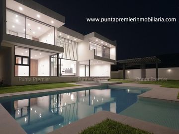 Casa En Ayamonte Club De Golf En Venta Nueva De Lujo Zapopan