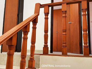 Oportunidad! Casa en Venta a 6 Minutos de CCU | 2 Recamaras con Opción de 3 | San José Mayorazgo | Ubicación privilegiada