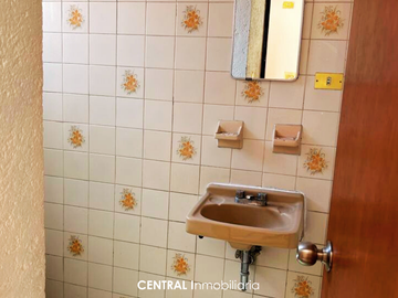 Oportunidad! Casa en Venta a 6 Minutos de CCU | 2 Recamaras con Opción de 3 | San José Mayorazgo | Ubicación privilegiada
