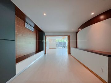 Casa en Venta de Lujo en Coto Pontevedra, Zona Dorada Zapopan