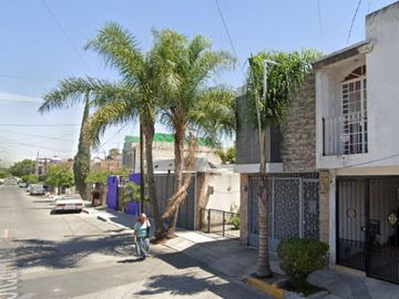 Casa Remate Bancario VOLCAN MALINCHE HUENTITLAN EL BAJO, C.P. 44250,