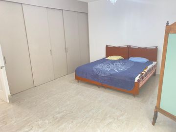 CASA EN VENTA EN ZONA CENTRO CALLE HERMANOS ALDAMA DE 5 RECAMARAS