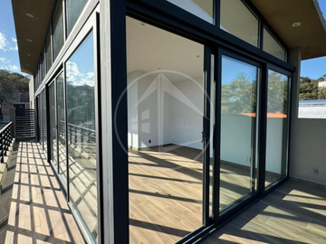Residencia con IMPRESIONANTE jardín plano y espectacular vista Para Estrenar En Rancho San Juan