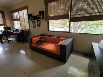 Casa en Venta, Portón Lomas - Urdesa, 3 Niveles, Ascensor, Norte Gye.