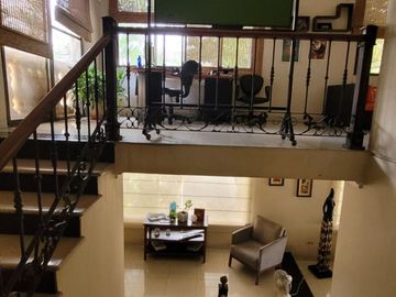 Casa en Venta, Portón Lomas - Urdesa, 3 Niveles, Ascensor, Norte Gye.