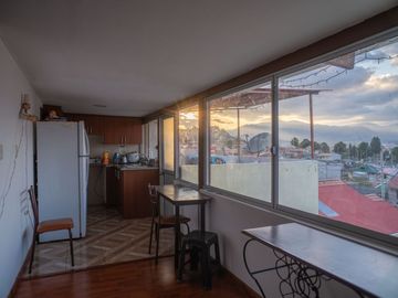 Casa Rentera en Venta, 2 Departamentos, Sector Autopista Redondel de Gapal
