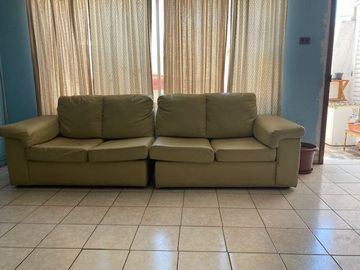 SE VENDE RESIDENCIAL-HOSTAL SECTOR CENTRO