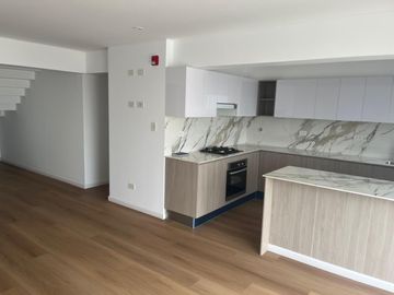 Vendo Hermoso Dpto de Estreno en Chacarilla de Surco