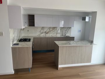 Vendo Hermoso Dpto de Estreno en Chacarilla de Surco