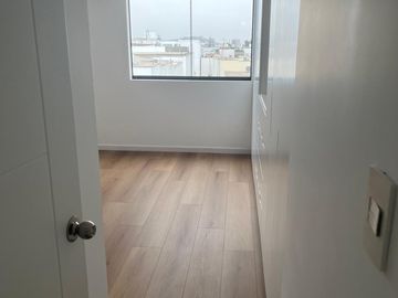 Vendo Hermoso Dpto de Estreno en Chacarilla de Surco