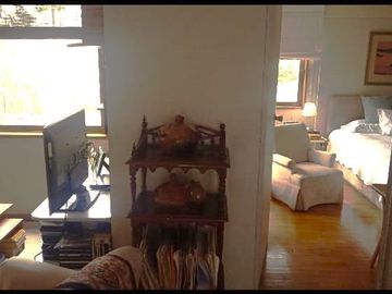 Vendo Hermosa Casa en Surco con Chimenea y Jardines cerca Av. Primavera