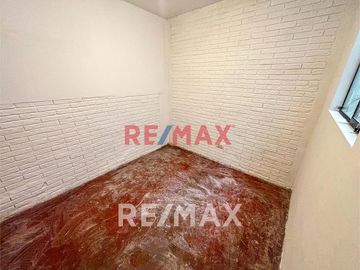 Casa En Venta De 3 Pisos En Ventanilla