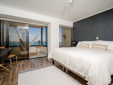 SE VENDE DEPARTAMENTO EN EDIF. TRAVESIA.