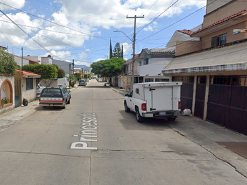 VENDO CASA EN REAL PROVIDENCIA, LEON-GTO