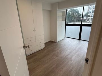 VENDO EXCELENTE DPTO ESTRENO EN AV. SAN FELIPE EN JESUS MARIA CON PISCINA, BBQS ENTRE OTROS   E IDEAL PARA IDEAL PARA AIRBNB.