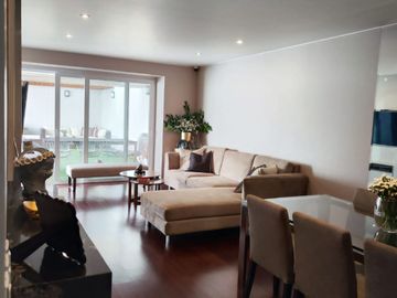 San Isidro - Ocasión: Vendo moderno departamento de 244.84 m2 y 3 Dorm. con terraza y piscina en San Isidro,límite justo con Magdalena del Mar