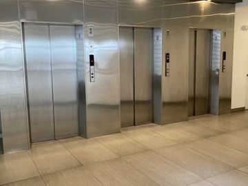 San Isidro - Ocasión: Vendo moderno departamento de 244.84 m2 y 3 Dorm. con terraza y piscina en San Isidro,límite justo con Magdalena del Mar