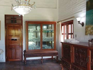 Se Vende Casa Estilo  Rústica En Ponceano Industrial de 912m2 en Terreno de 2378m2