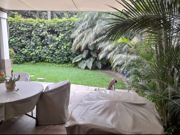 VENDO HERMOSA CASA EN SURCO