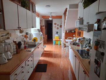 VENDO HERMOSA CASA EN SURCO