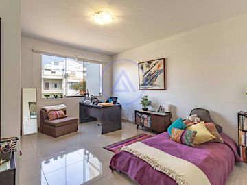 VENTA DE CASA EN MAGDALENA DEL MAR – IDEAL PARA VIVIENDA, OFICINA O CONSULTORIO