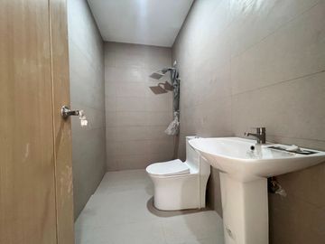 BRAND NEW HOUSE AND LOT IN TALON SINGKO ALONG MARCOS ALVAREZ
