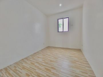 BRAND NEW DUPLEX HOUES AND LOT FOR SALE IN PILAR VILLAGE